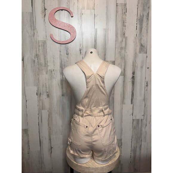 Buffbunny Collection Cream Short Overalls with Belt – Size Small - Picture 10 of 10